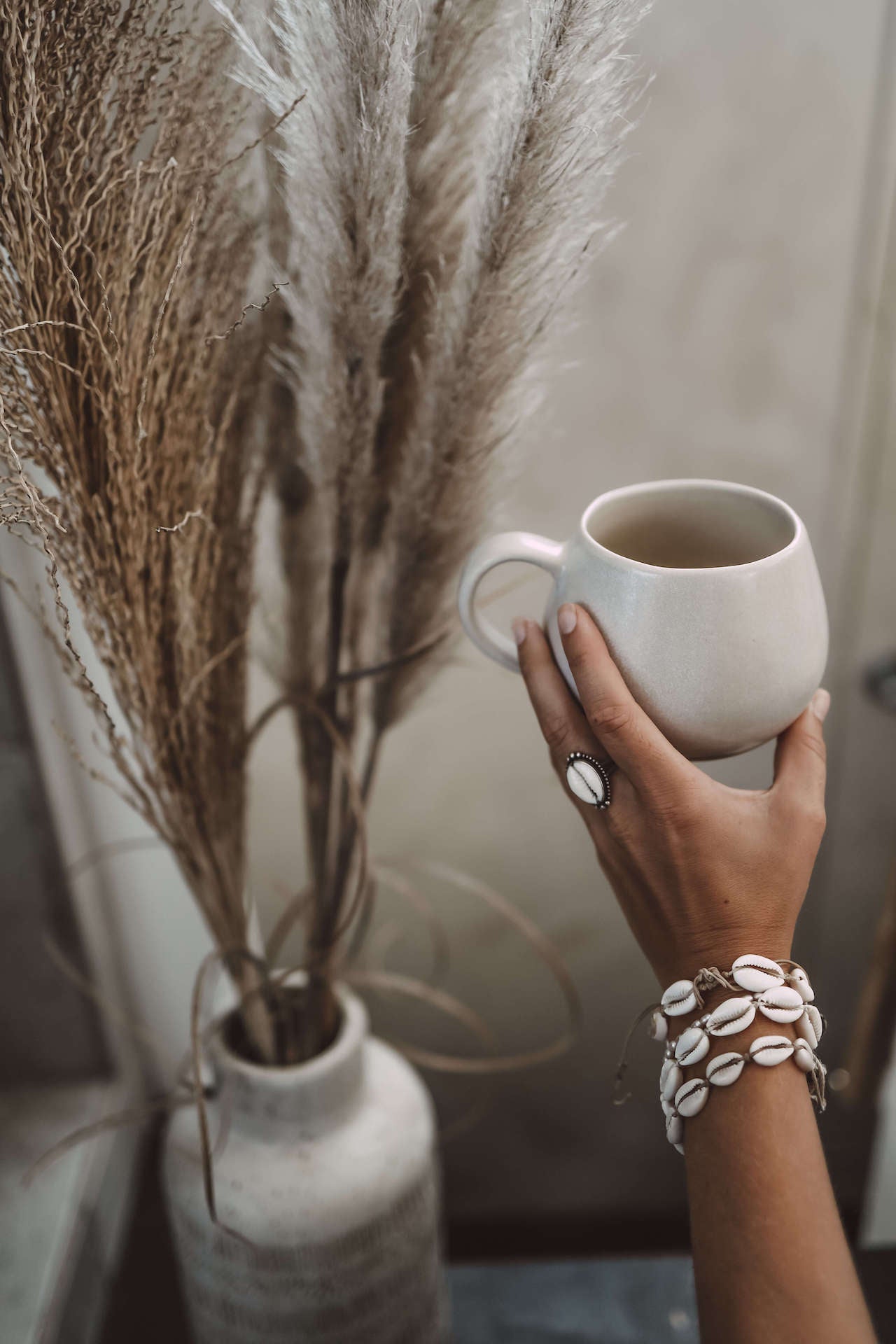 Große Ohana-Tasse 'Vintage' (Beige, matt)